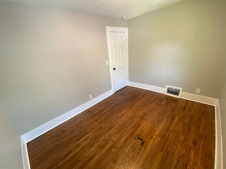 2431 Emmet St — Photo 19