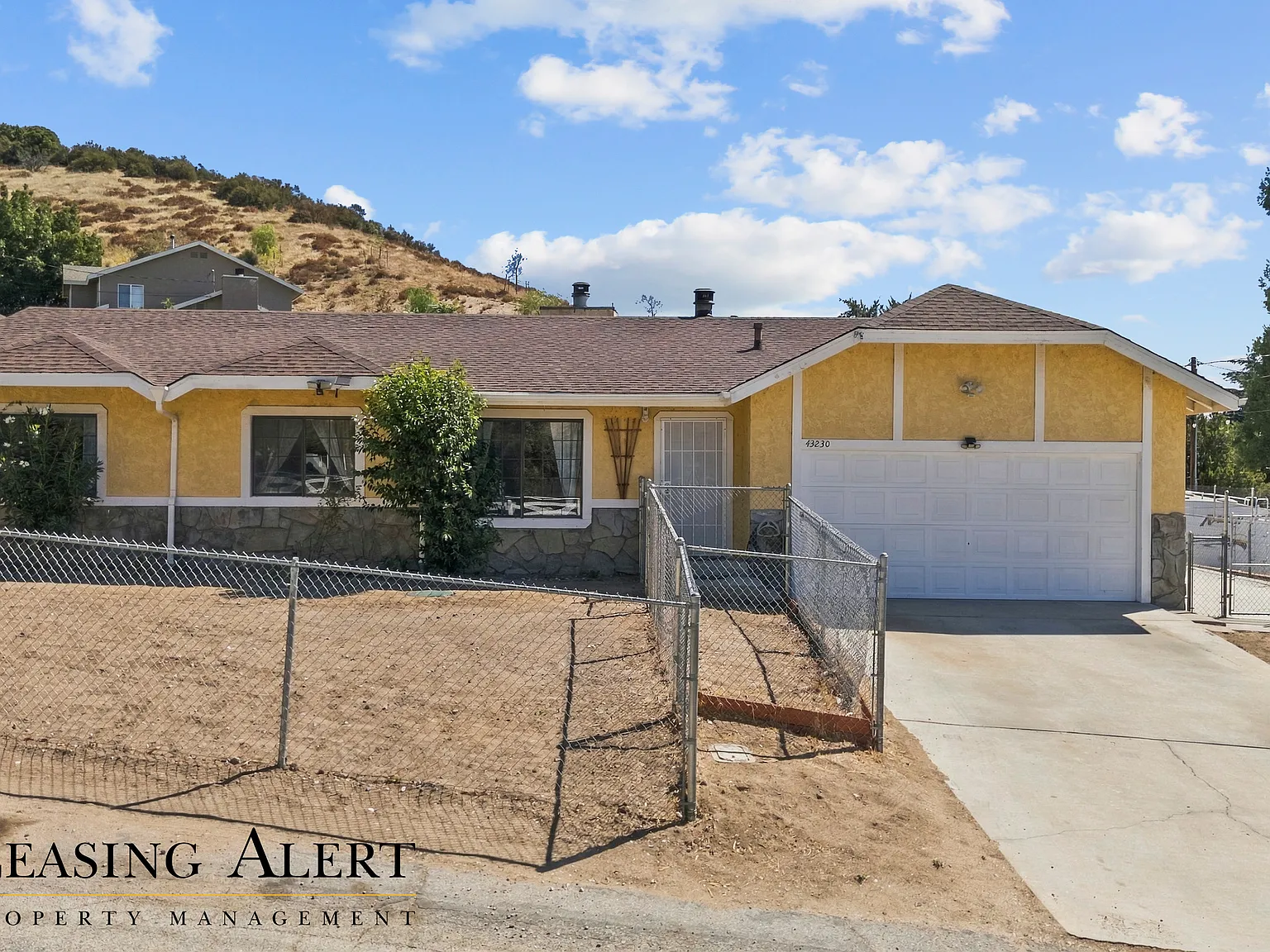 3 bed, 1200 sqft, $2,600 — Photo 2