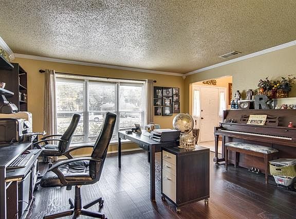 5th image of 6853 N Park Dr