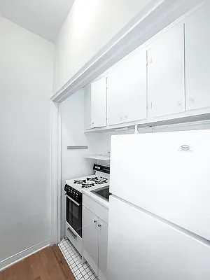 Rented by Metropolitan Property Group | media 4