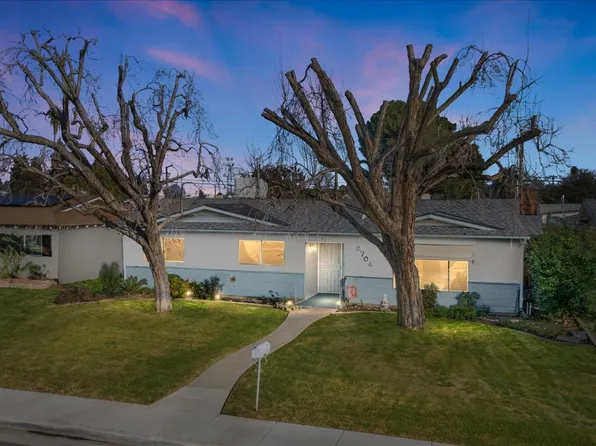 2704 Hallisey St, Bakersfield, CA 93309
