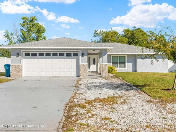 10449 Claymore St, Spring Hill, FL 34608