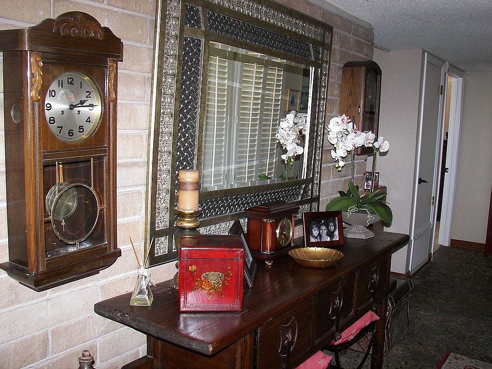 Entry Foyer