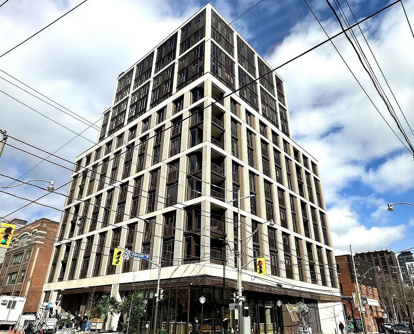 1 bed, $2,400 — Photo 2