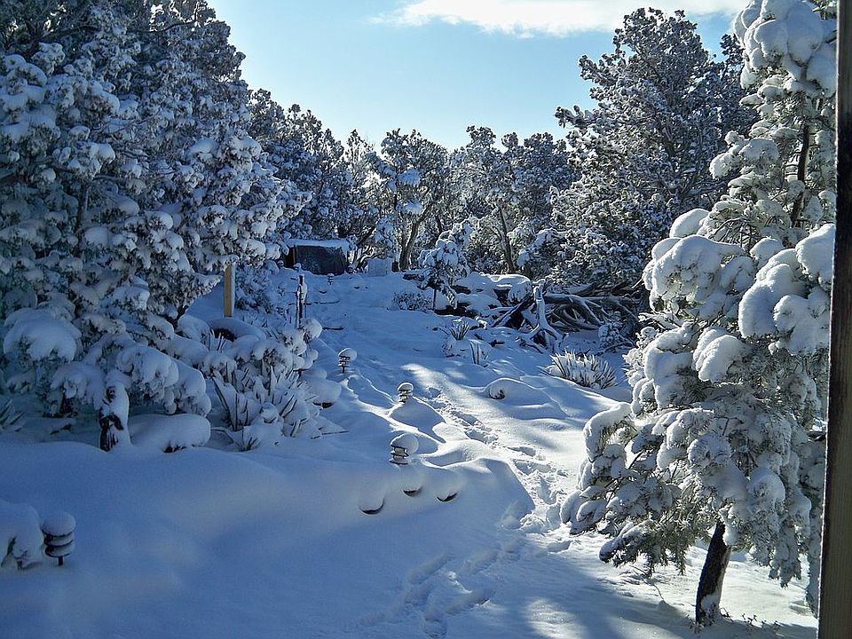IT HAPPENS AT 6200' +++