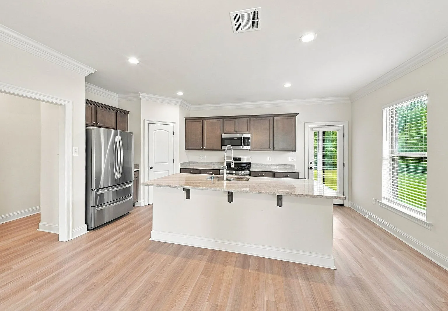 4 Bedroom House |Near LSU | Geaux Tigers — Photo 1