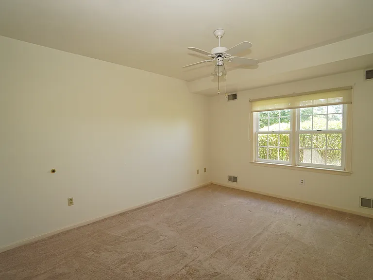 2445 Old Greentree Rd #1 — Photo 7