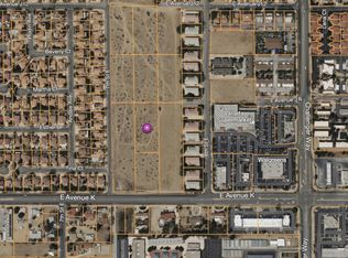 7th St E #J-14, Lancaster, CA
