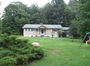 331 Old Pluto Rd, Shady Spring, WV 25918