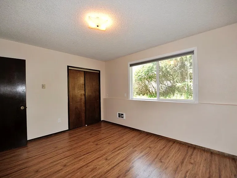 2201 N Spokane St #4 — Photo 15