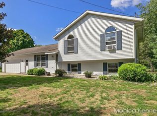 11027 60th Ave, Allendale, MI 49401