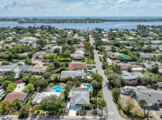 1802 N N St, Lake Worth, FL 33460