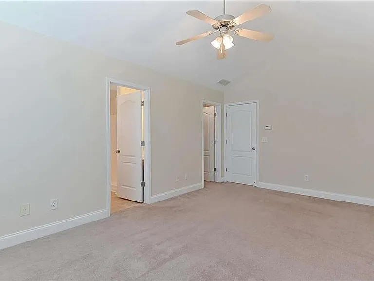 143 Linton Dr — Photo 15
