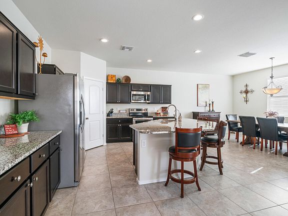 4th image of 4939 E LIVING STONE Way
