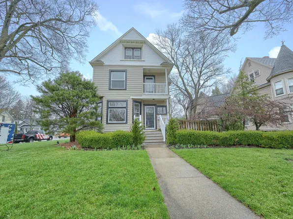 305 E Liberty St, Milford, MI 48381