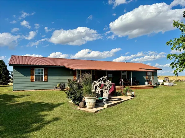 11380 N 2440th Rd, Colony, OK 73021