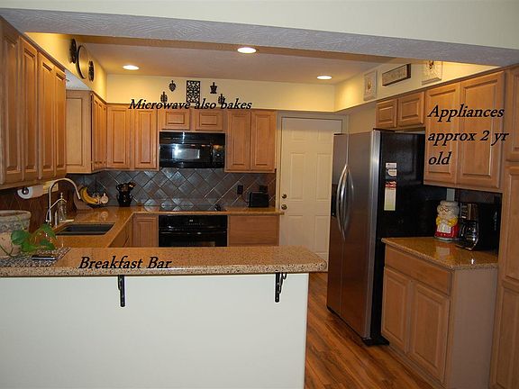 3rd image of 360 Green Valley Dr