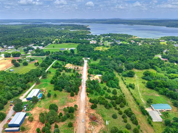 14 Emberlyn Ln, Eufaula, OK 74432