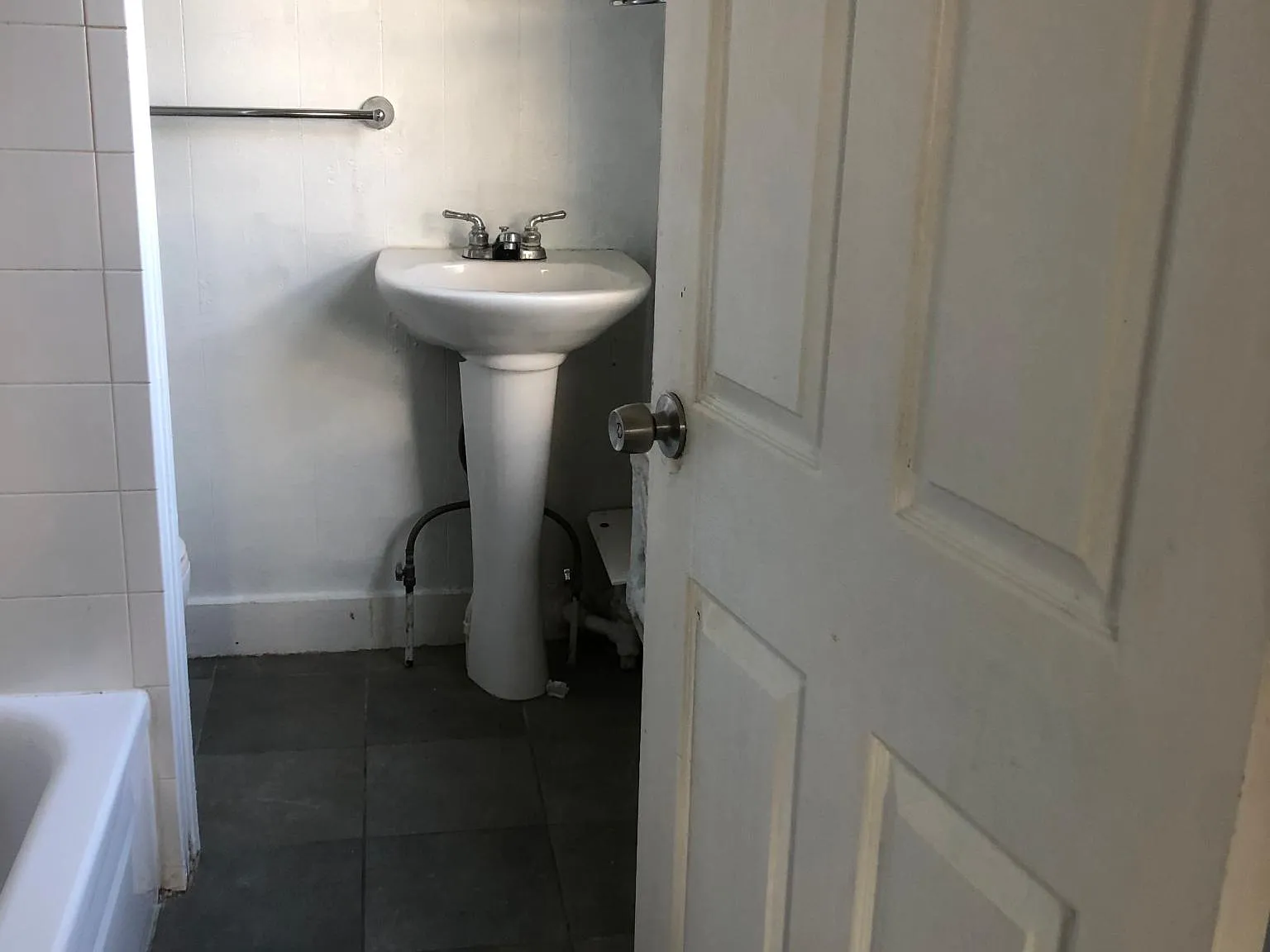 1 bed, 350 sqft, $1,500 — Photo 4