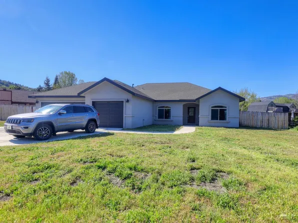29981 Caddy Ln, Tehachapi, CA 93561