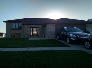 205 10th Ave SE, Kasson, MN 55944