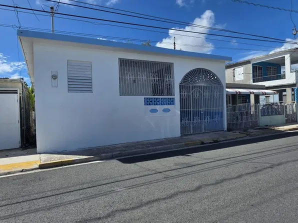 43 Calle Yaguer, Guanica, PR 00653