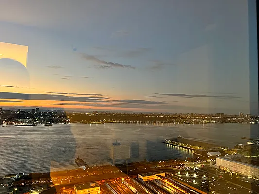 Rented by Gulia Wang, LREB | media 37