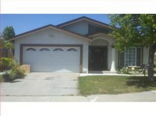 31 Azul Ct, Hollister, CA 95023