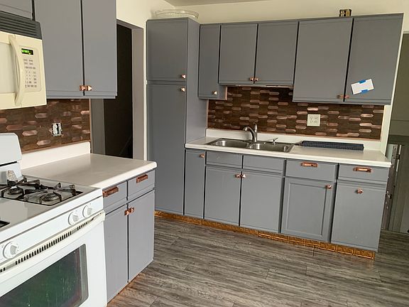 2nd image of 15903 Haven Ave