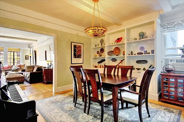 Sold by City Connections Realty | media 16