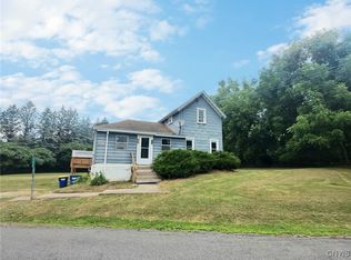5373 Rowland Rd, La Fayette, NY 13084