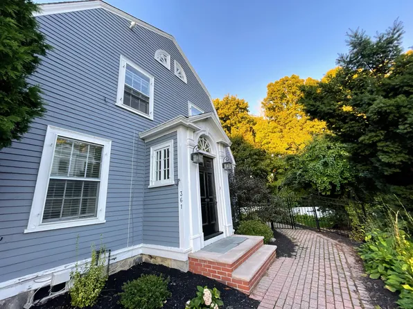 361 N Main St Floor 1, Andover, MA 01810