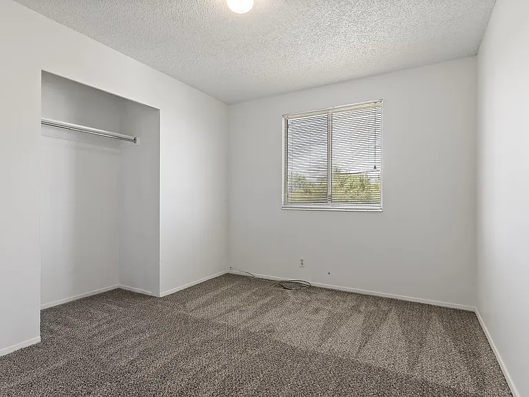 3528 W 5660 S — Photo 16