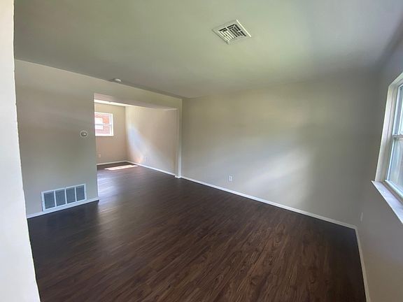 2nd image of 1245 Crestwood Ave #B