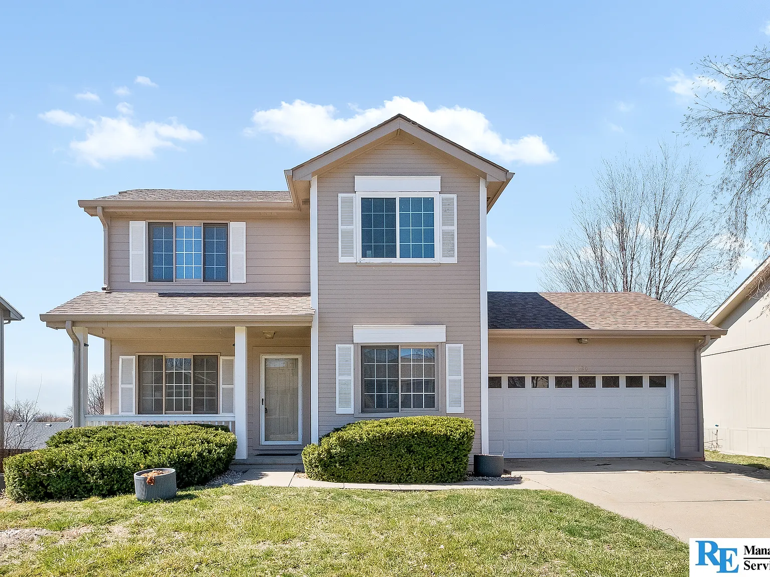 3 bed, 2.5 bath, 1998 sqft, $2,300 — Photo 1