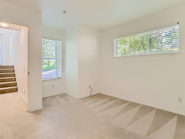 10245 NW Wilshire Ln #10245 — Photo 9