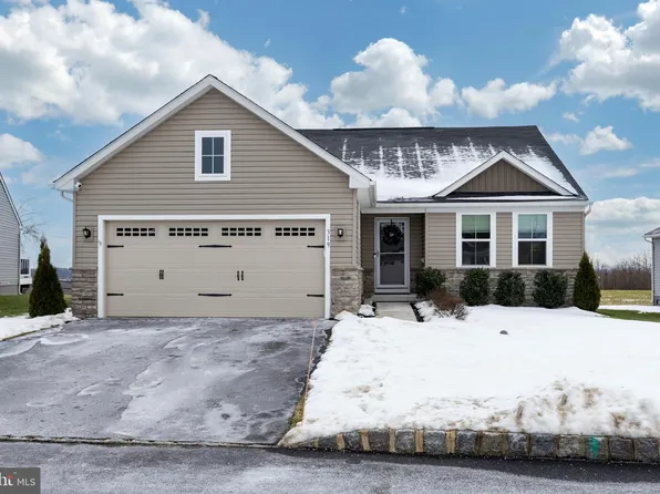 319 Steeplechase Ln, Sanatoga, PA 19464