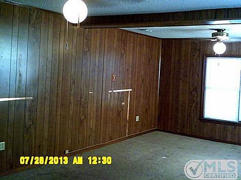 2nd image of 2210 Grand Ave