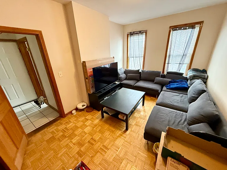 19 Woodward St #3 — Photo 4