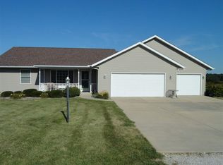 14 Lake Of The Hls, Orion, IL 61273