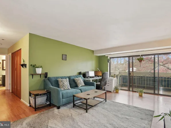 6133 Leesburg Pike APT 408, Falls Church, VA 22041