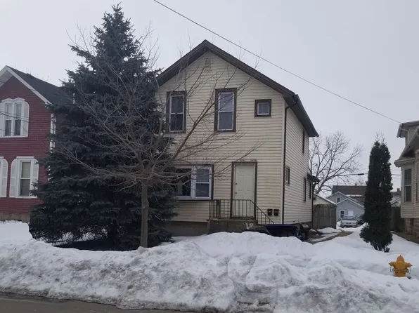 529 Otter Ave, Oshkosh, WI 54901