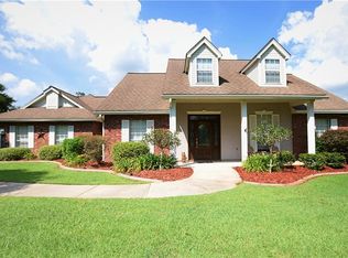 100 Holly Ridge Dr, Slidell, LA 70461