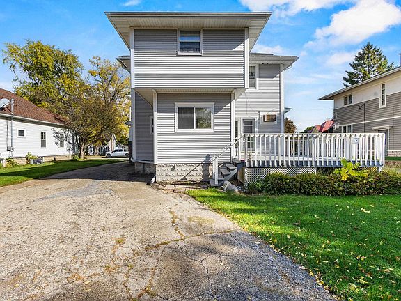 4th image of 213 S College Ave