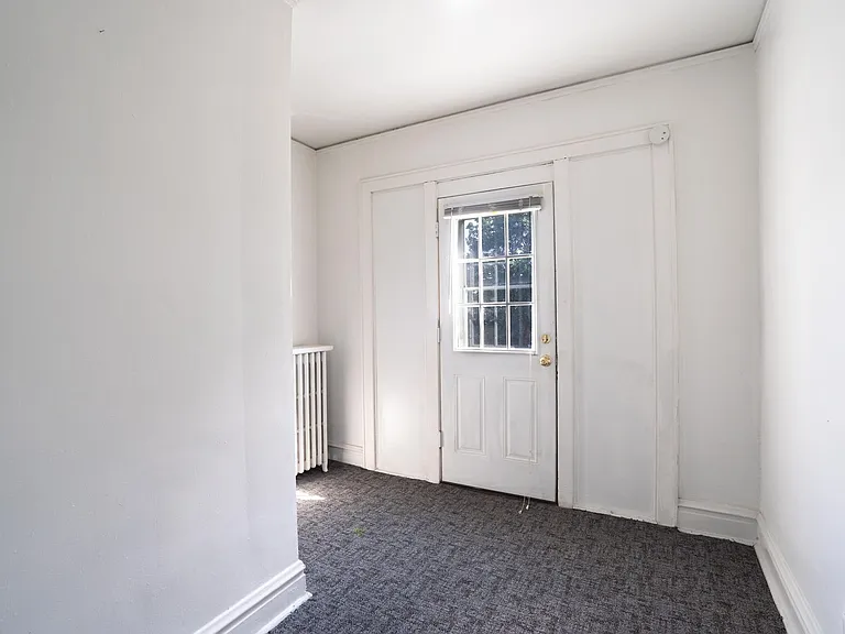 4641 Penrose St — Photo 14