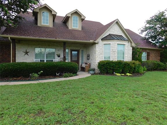 2nd image of 400 Burtonwood Cir