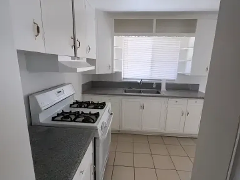 16709 City View Dr — Photo 12
