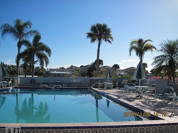 3rd image of 1495 Malibu Cir NE APT 103