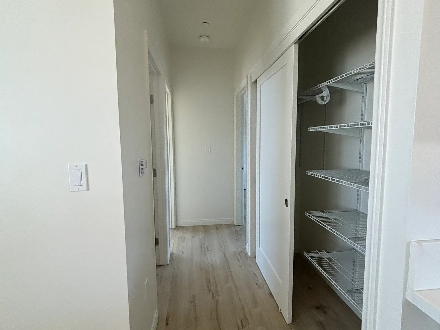 2 bed, 450 sqft, $2,995 — Photo 4