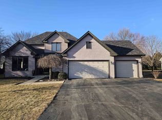 5570 Hodges Run, Roscoe, IL 61073